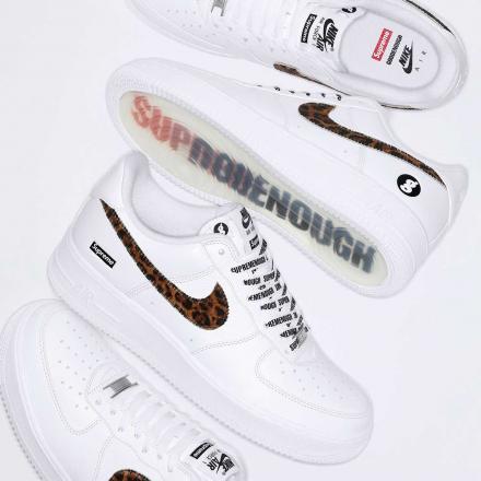 シュプリーム × グッドイナフ × ナイキ エアフォース 1 ロー ホワイト