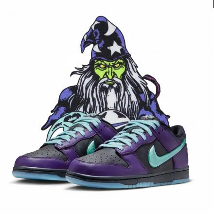ナイキ ダンク ロー "ウィザード"