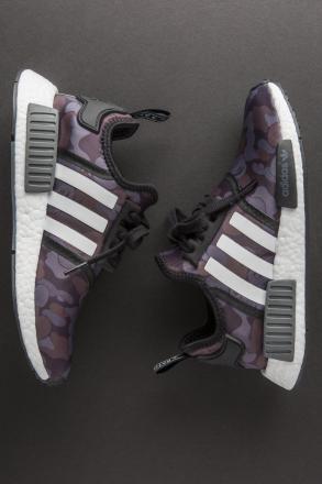ア・ベイシング・エイプ × アディダス オリジナルス NMD_R1 ブラック/グレー