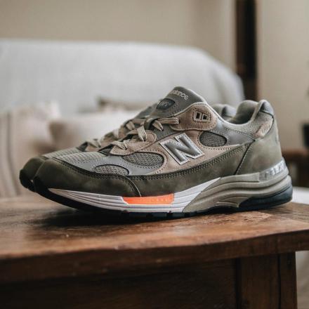 ダブルタップス × ニューバランス M992 グレー